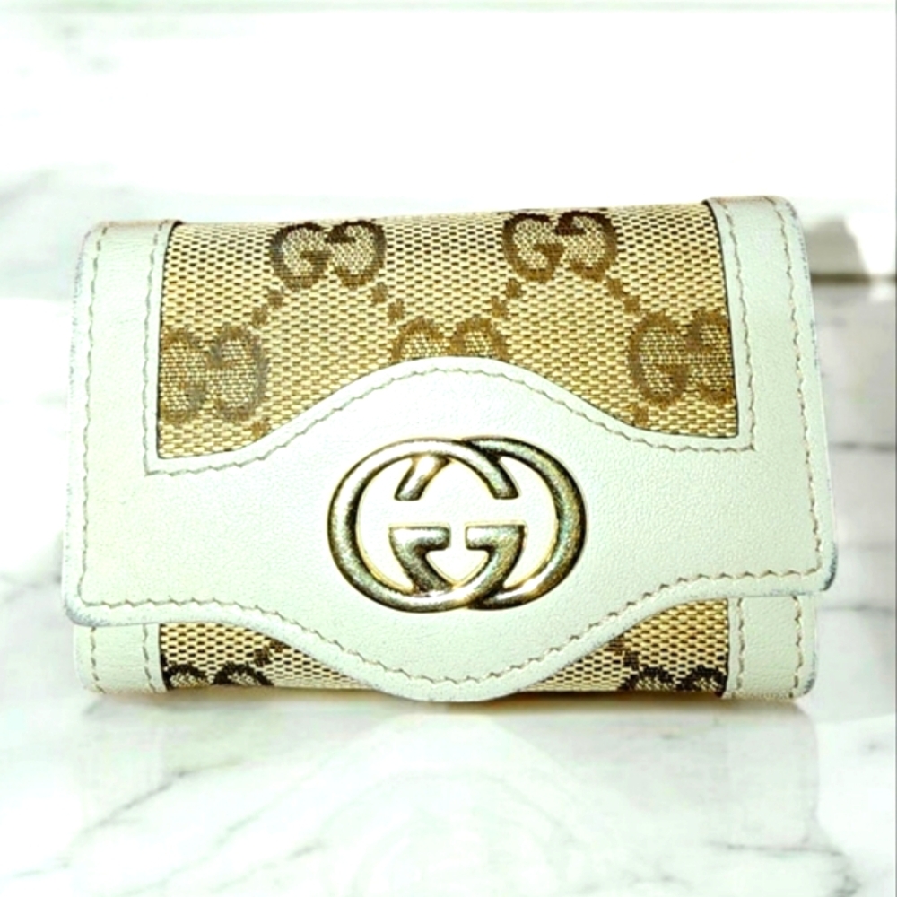 Gucci Beige and Cream Women's Ley Holder